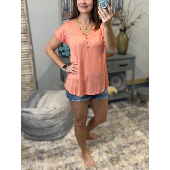 Melange Henley V-neck Floaty Cuffed Tabbed Short Sleeve Floaty Tee Peach 0523 - Picture 12 of 12